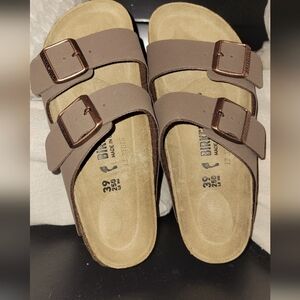 New, with box! Birkenstock Arizona Size 39 - Brown